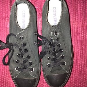 Black converse